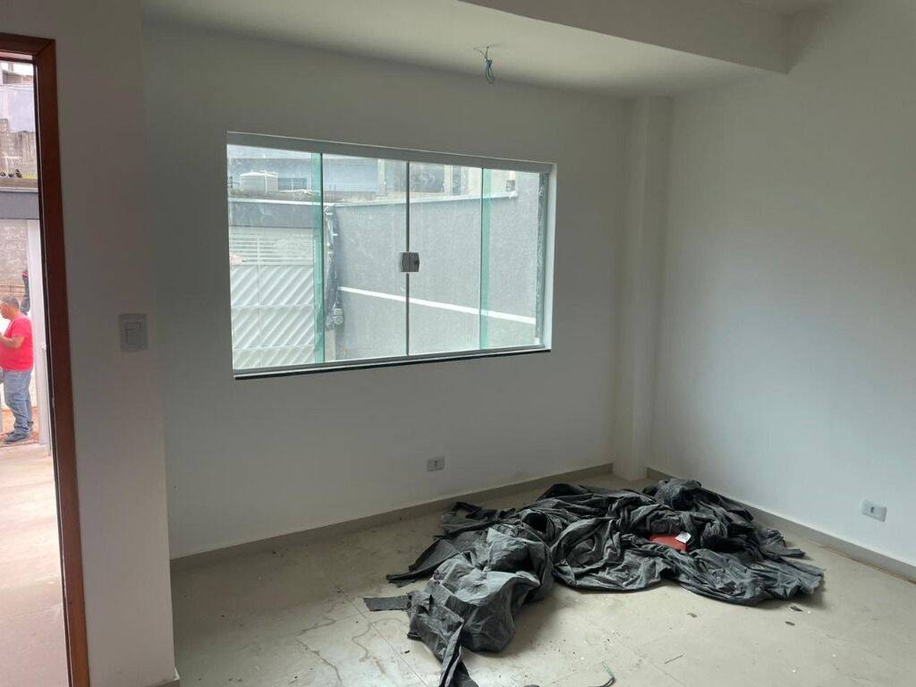 Casa à venda e aluguel com 3 quartos, 225m² - Foto 9