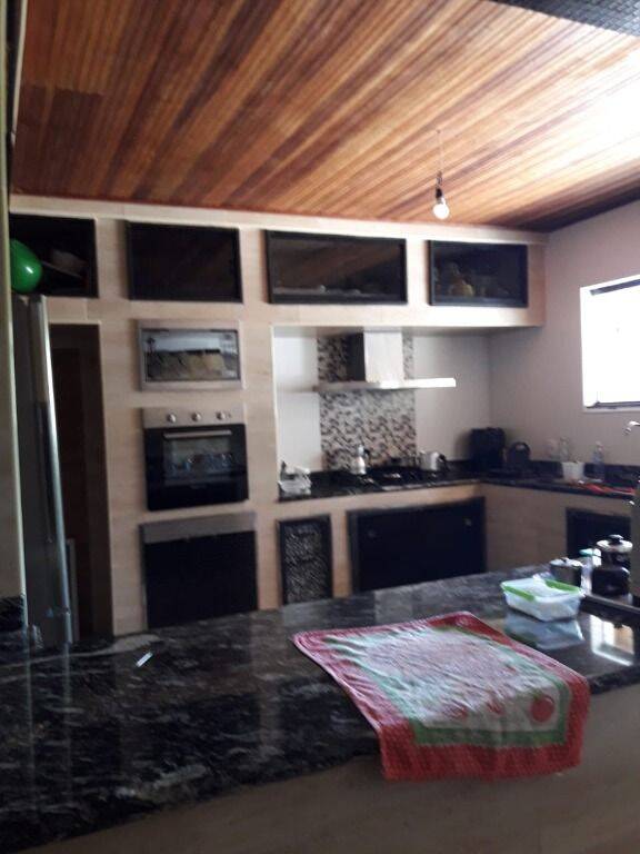 Casa à venda com 4 quartos, 480m² - Foto 11