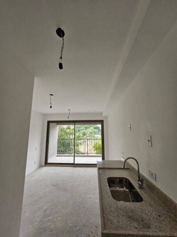 Apartamento, 1 quarto, 29 m² - Foto 2