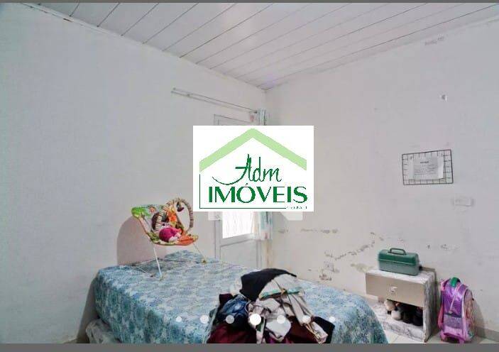 Casa à venda com 2 quartos, 125m² - Foto 1