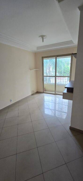 Apartamento para alugar com 3 quartos, 65m² - Foto 3