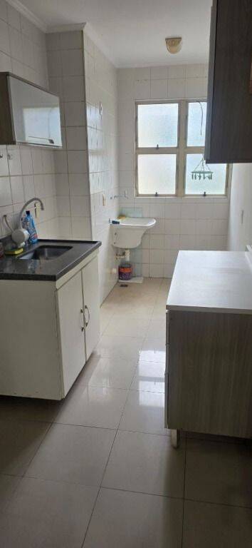 Apartamento para alugar com 3 quartos, 65m² - Foto 8