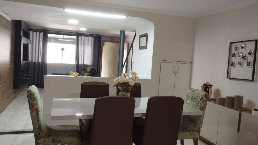Sobrado à venda com 2 quartos, 125m² - Foto 14