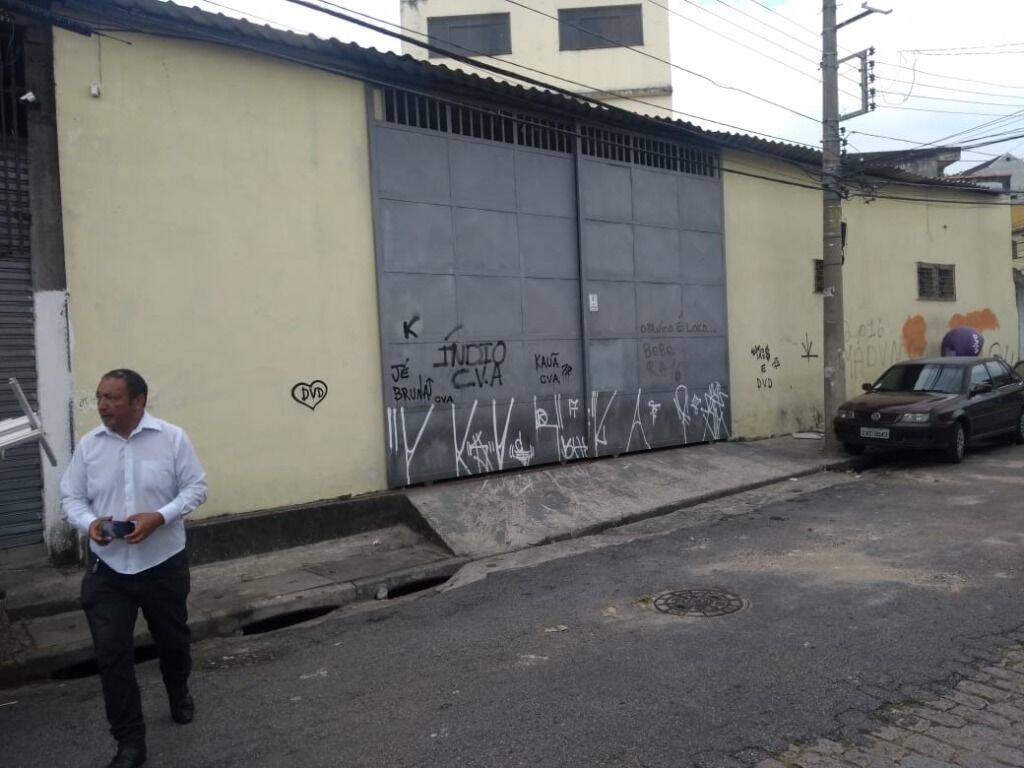 Sala-Conjunto, 1100 m² - Foto 2