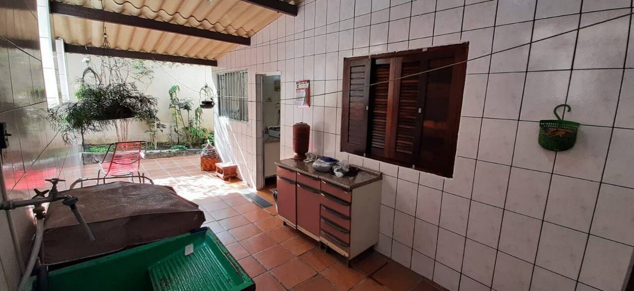 Casa, 4 quartos, 180 m² - Foto 23