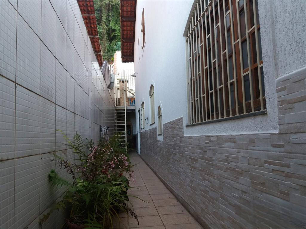 Sobrado à venda com 4 quartos, 172m² - Foto 3
