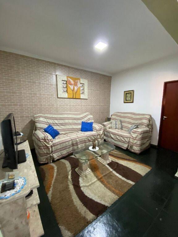 Casa, 3 quartos, 110 m² - Foto 2