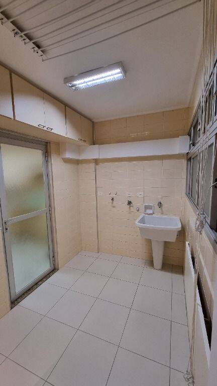 Apartamento para alugar com 3 quartos, 105m² - Foto 17