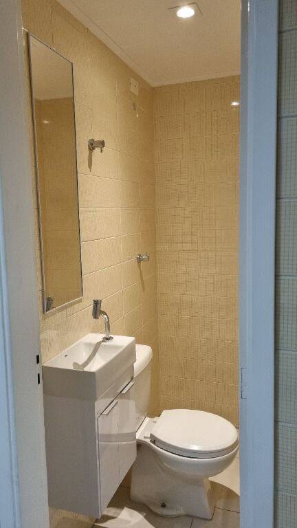 Apartamento para alugar com 3 quartos, 105m² - Foto 13