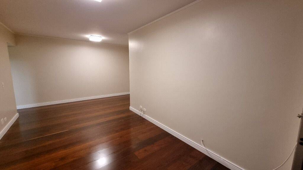 Apartamento para alugar com 3 quartos, 105m² - Foto 23