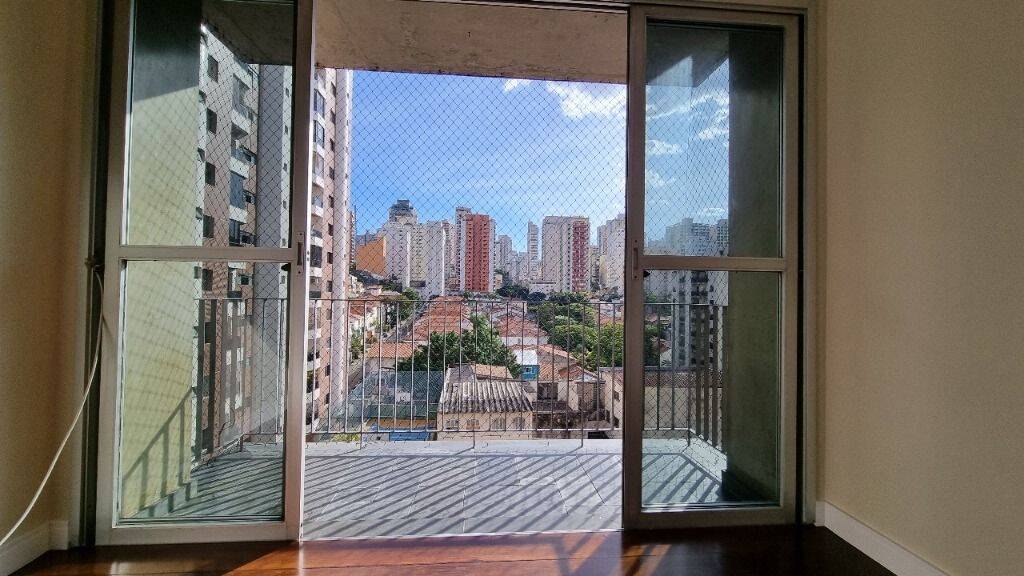 Apartamento para alugar com 3 quartos, 105m² - Foto 1