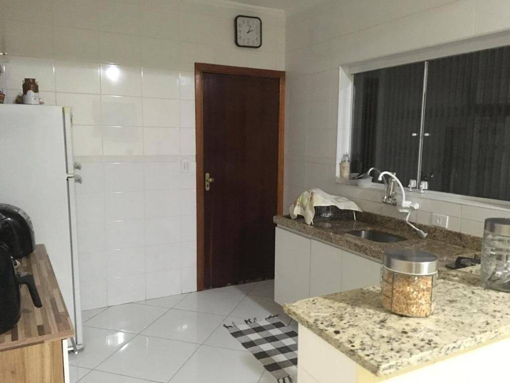 Sobrado, 3 quartos, 126 m² - Foto 1