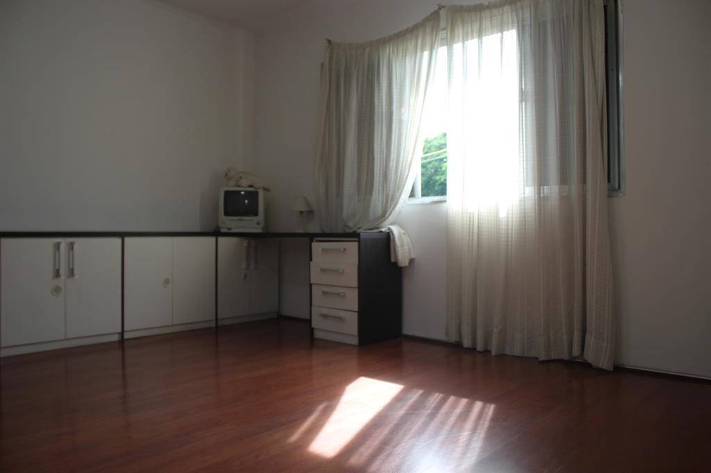 Casa, 3 quartos, 390 m² - Foto 2