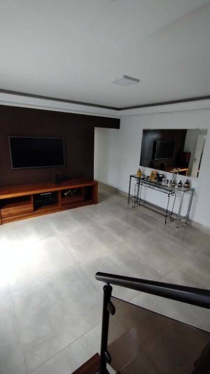 Sobrado, 3 quartos, 280 m² - Foto 4