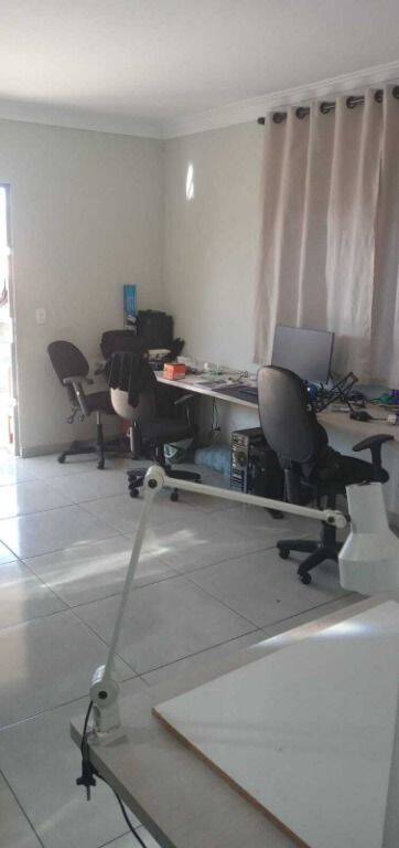 Sobrado, 3 quartos, 470 m² - Foto 1
