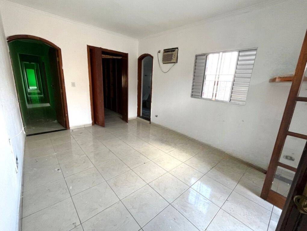 Sobrado à venda com 5 quartos, 370m² - Foto 15