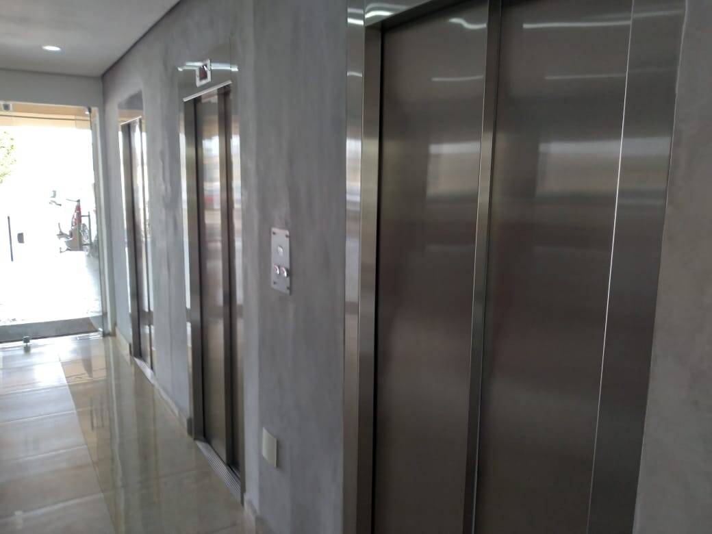 Apartamento à venda com 2 quartos, 53m² - Foto 2
