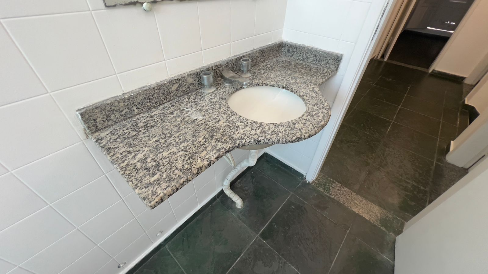 Casa, 4 quartos, 270 m² - Foto 29