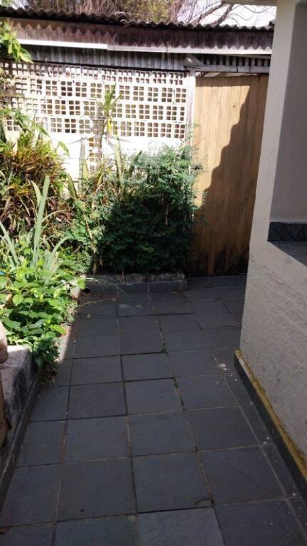 Casa à venda com 2 quartos, 110m² - Foto 8