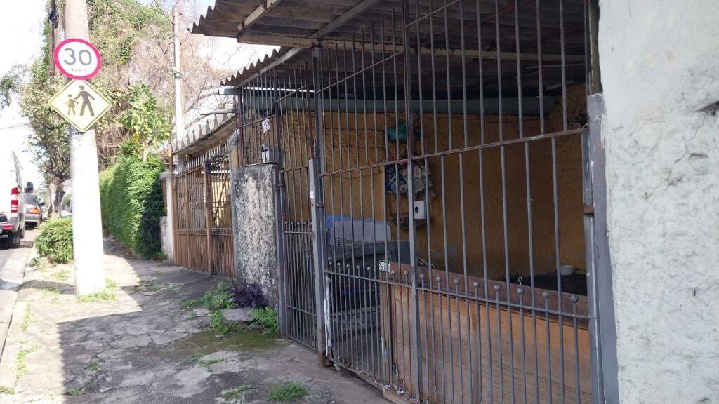 Casa à venda com 2 quartos, 110m² - Foto 13