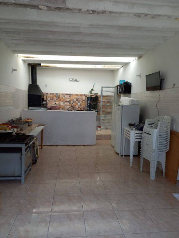 Casa, 3 quartos, 161 m² - Foto 2