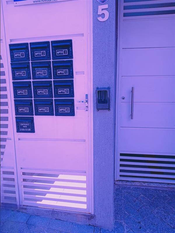 Apartamento à venda com 1 quarto, 40m² - Foto 2