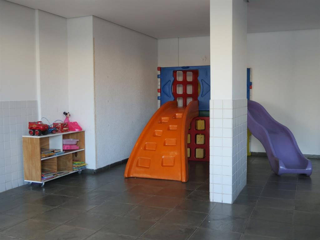 Apartamento à venda com 2 quartos, 60m² - Foto 12