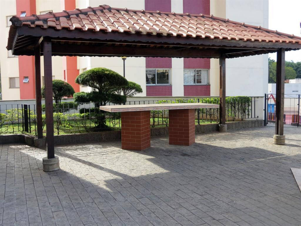 Apartamento à venda com 2 quartos, 60m² - Foto 13