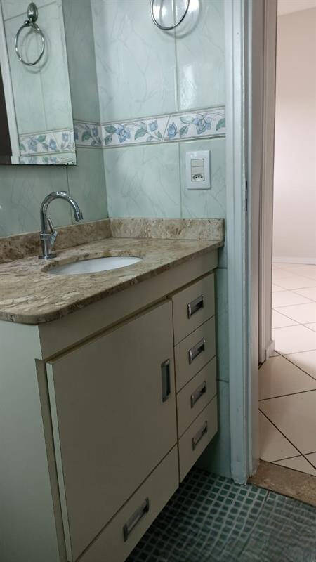 Apartamento à venda com 2 quartos, 60m² - Foto 20