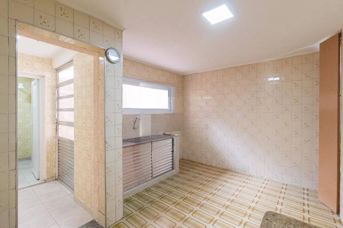 Sobrado à venda com 2 quartos, 135m² - Foto 15