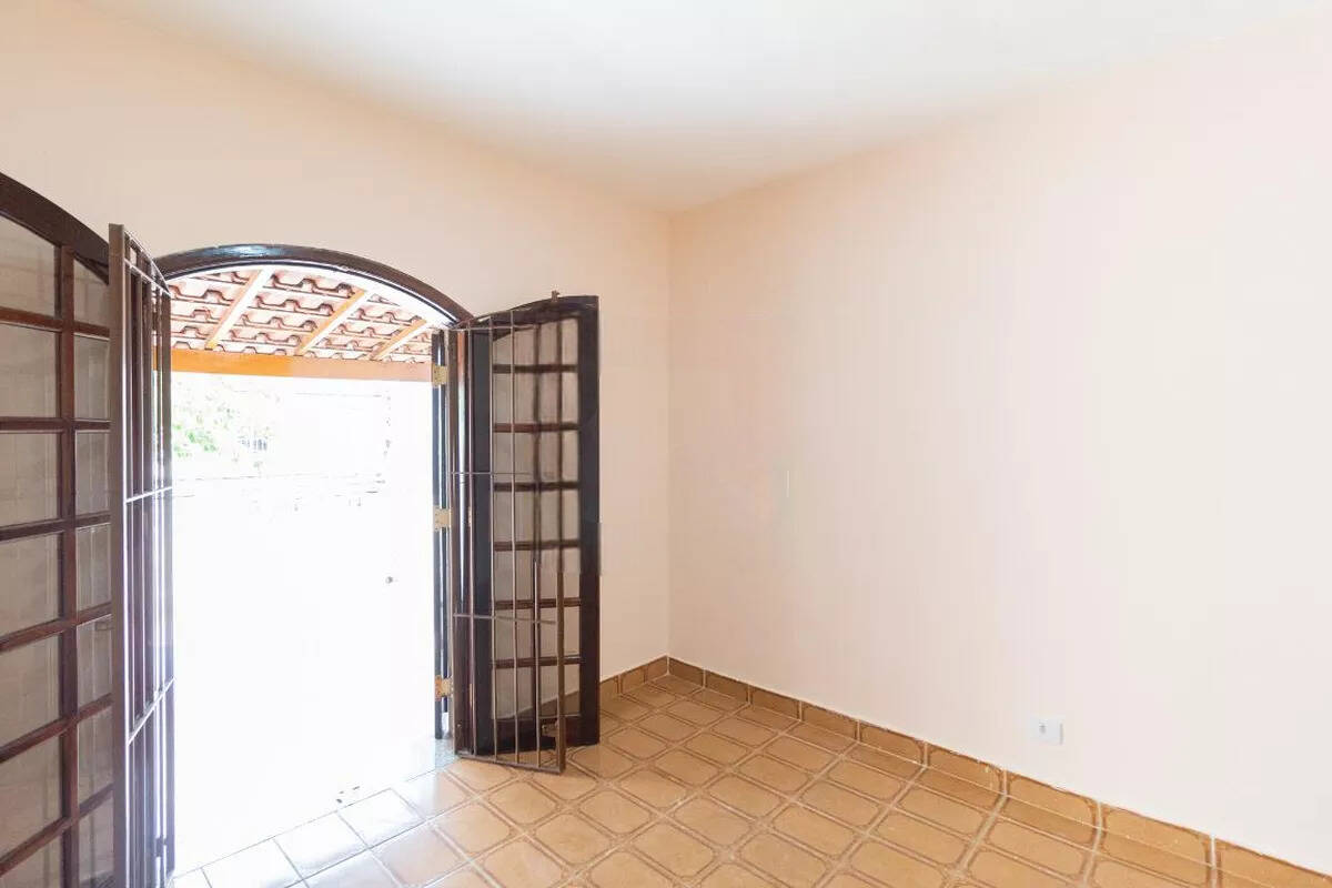 Sobrado à venda com 2 quartos, 135m² - Foto 30