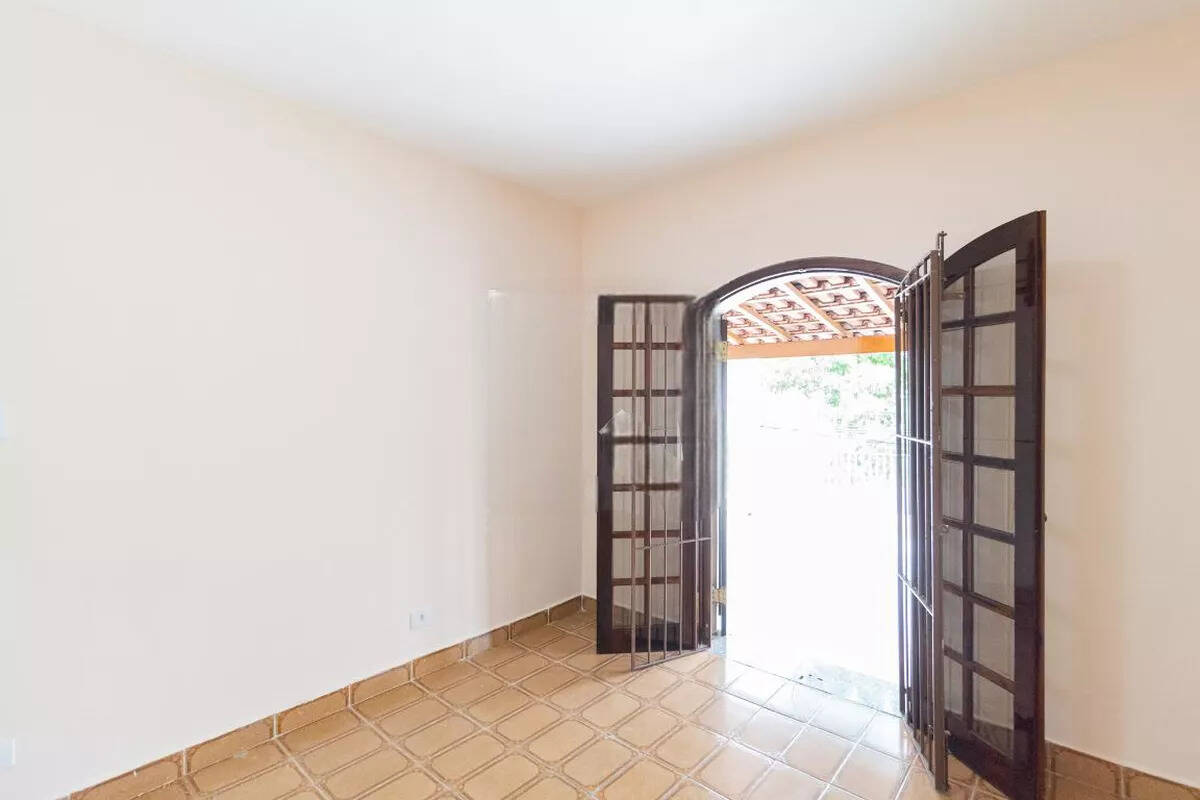 Sobrado à venda com 2 quartos, 135m² - Foto 29