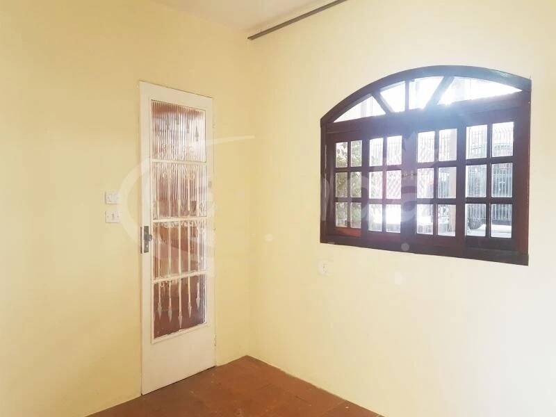 Sobrado à venda com 1 quarto, 144m² - Foto 2
