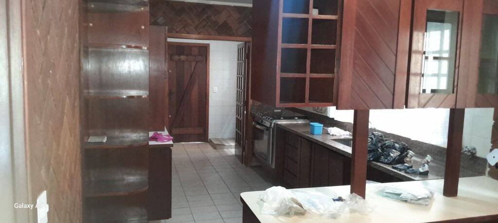 Sobrado à venda e aluguel com 4 quartos, 367m² - Foto 7