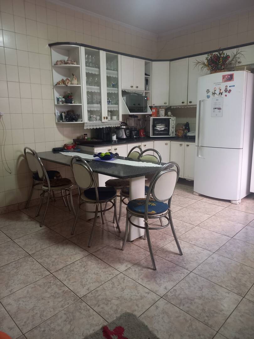 Casa, 3 quartos, 267 m² - Foto 12