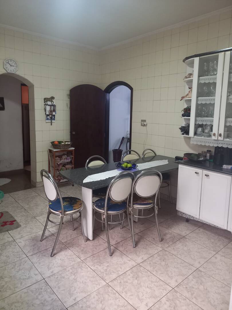 Casa, 3 quartos, 267 m² - Foto 15