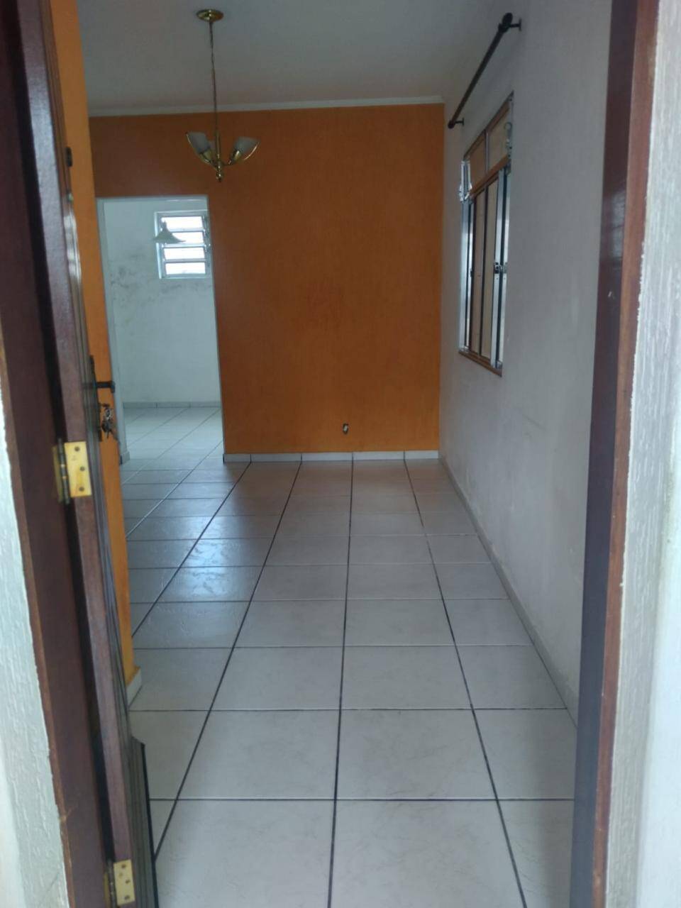 Casa para alugar com 2 quartos, 70m² - Foto 5