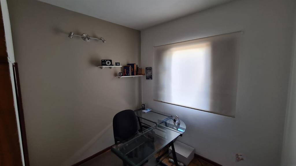 Casa, 4 quartos, 173 m² - Foto 2