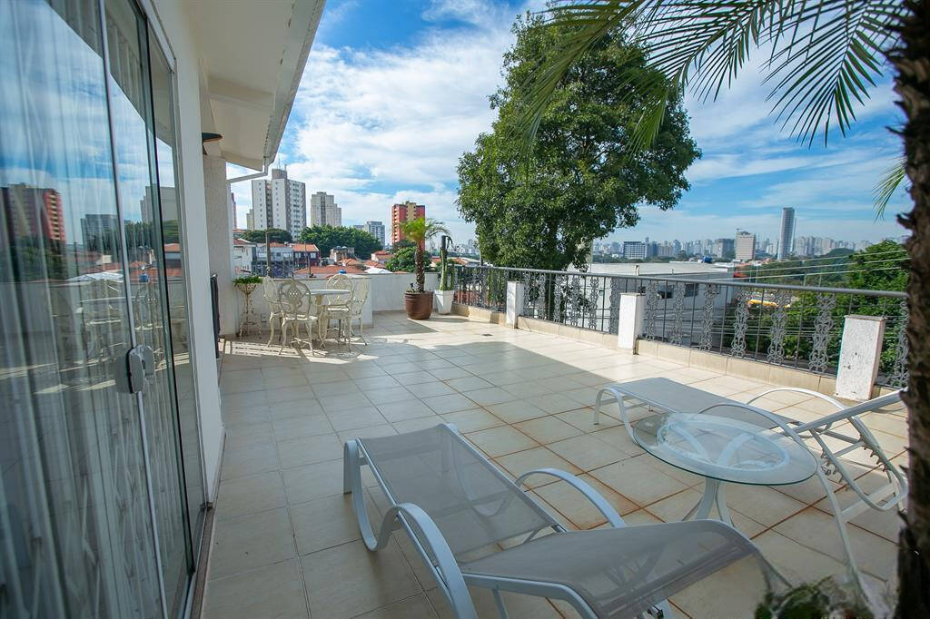Casa à venda com 4 quartos, 350m² - Foto 4