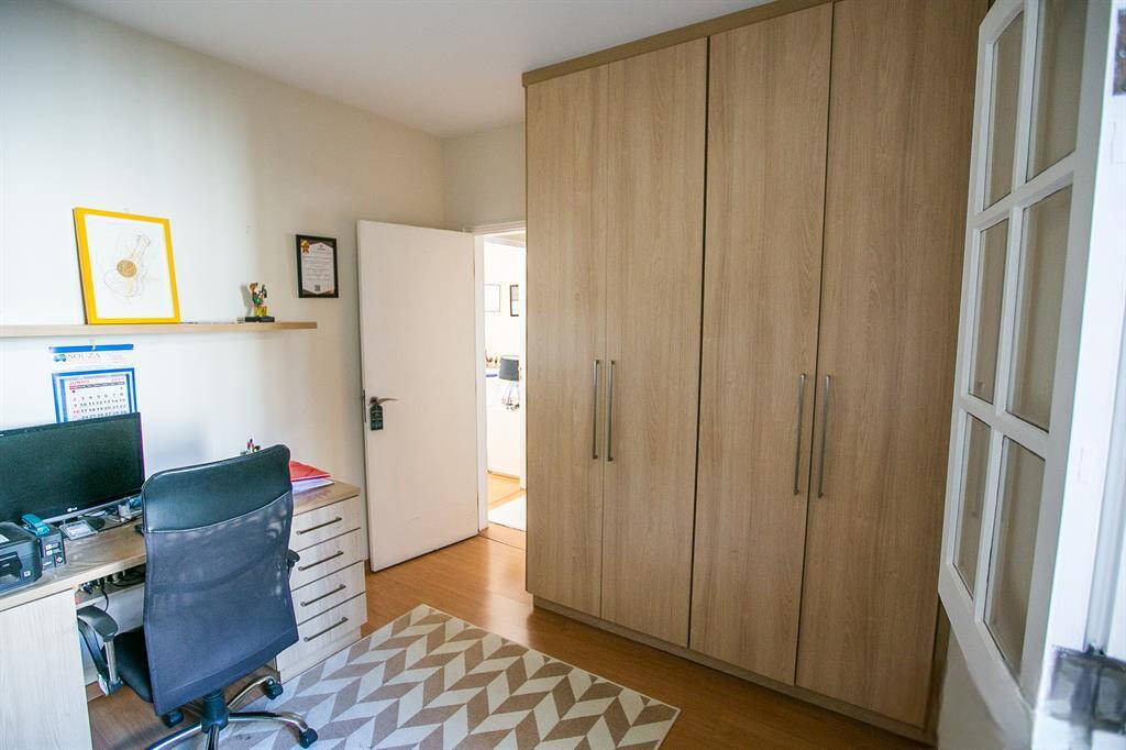 Casa à venda com 4 quartos, 350m² - Foto 7