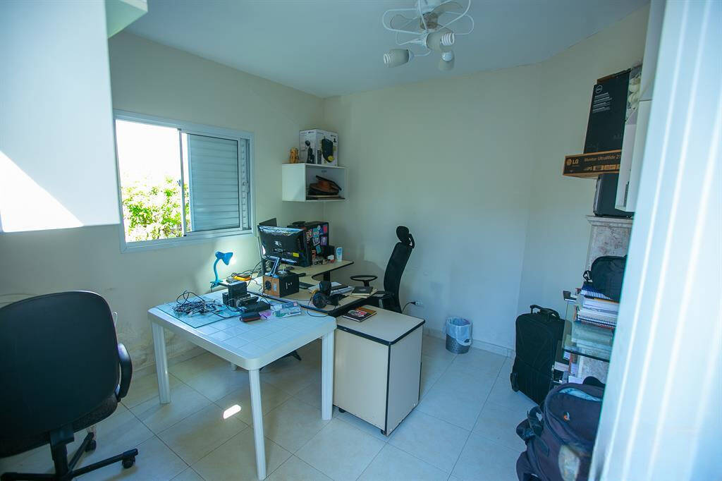 Casa à venda com 4 quartos, 350m² - Foto 14