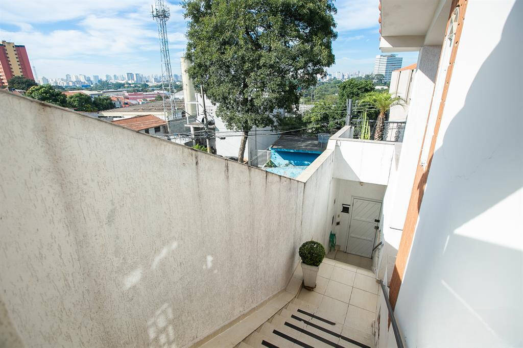 Casa à venda com 4 quartos, 350m² - Foto 23