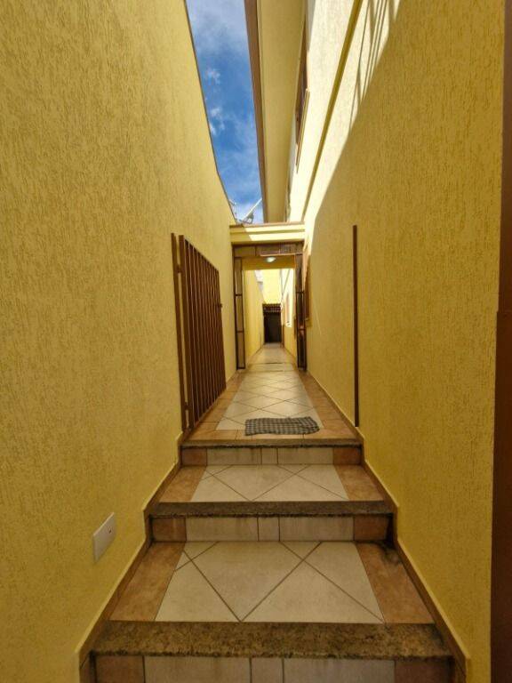 Sobrado, 4 quartos, 180 m² - Foto 3