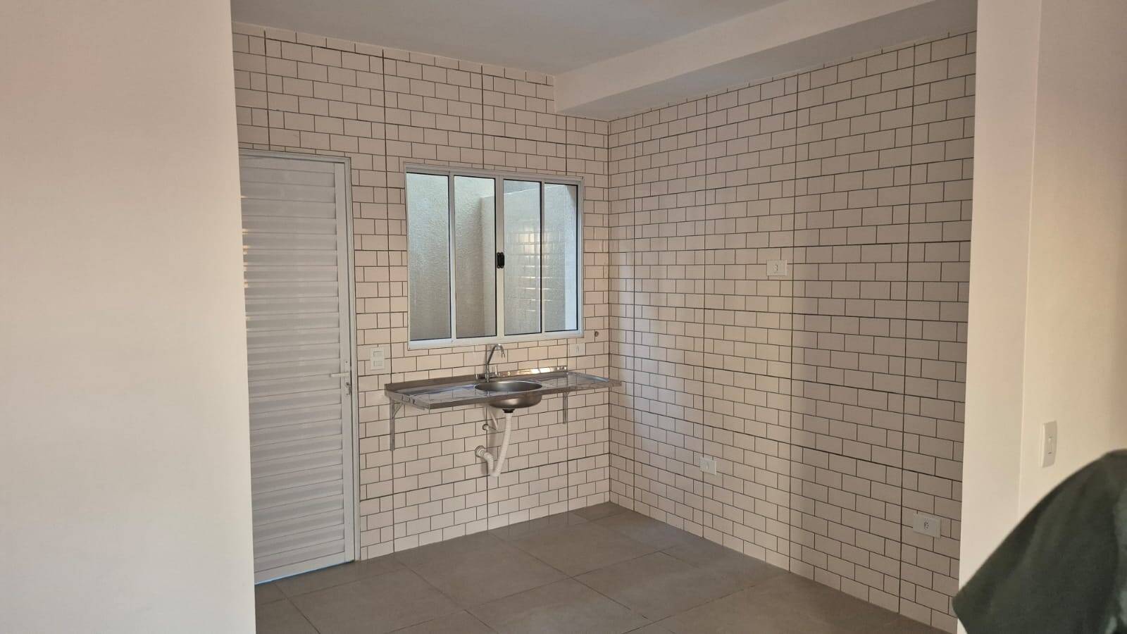 Sobrado, 2 quartos, 6360 m² - Foto 17