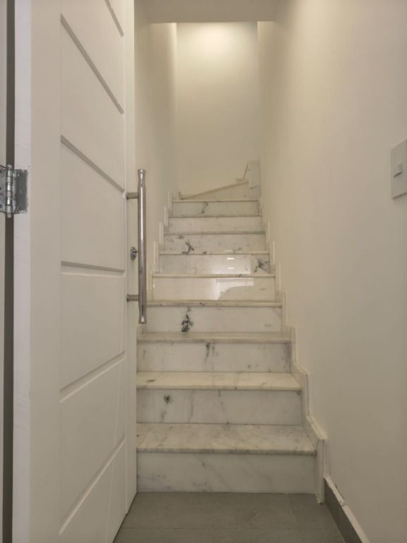 Sobrado, 3 quartos, 180 m² - Foto 4