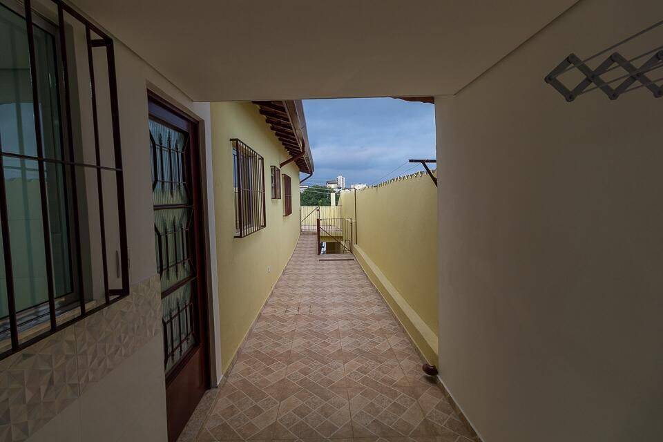 Casa, 2 quartos, 70 m² - Foto 1