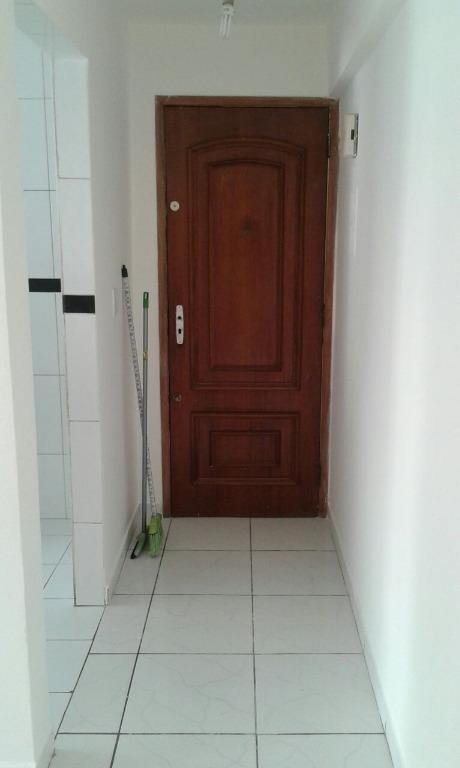 Apartamento à venda com 2 quartos, 51m² - Foto 5