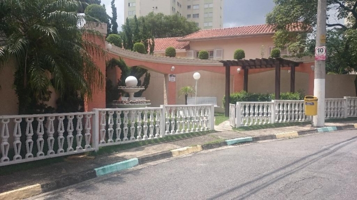 Sobrado à venda com 2 quartos, 95m² - Foto 1