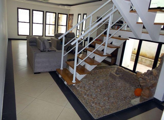 Sobrado, 3 quartos, 210 m² - Foto 1